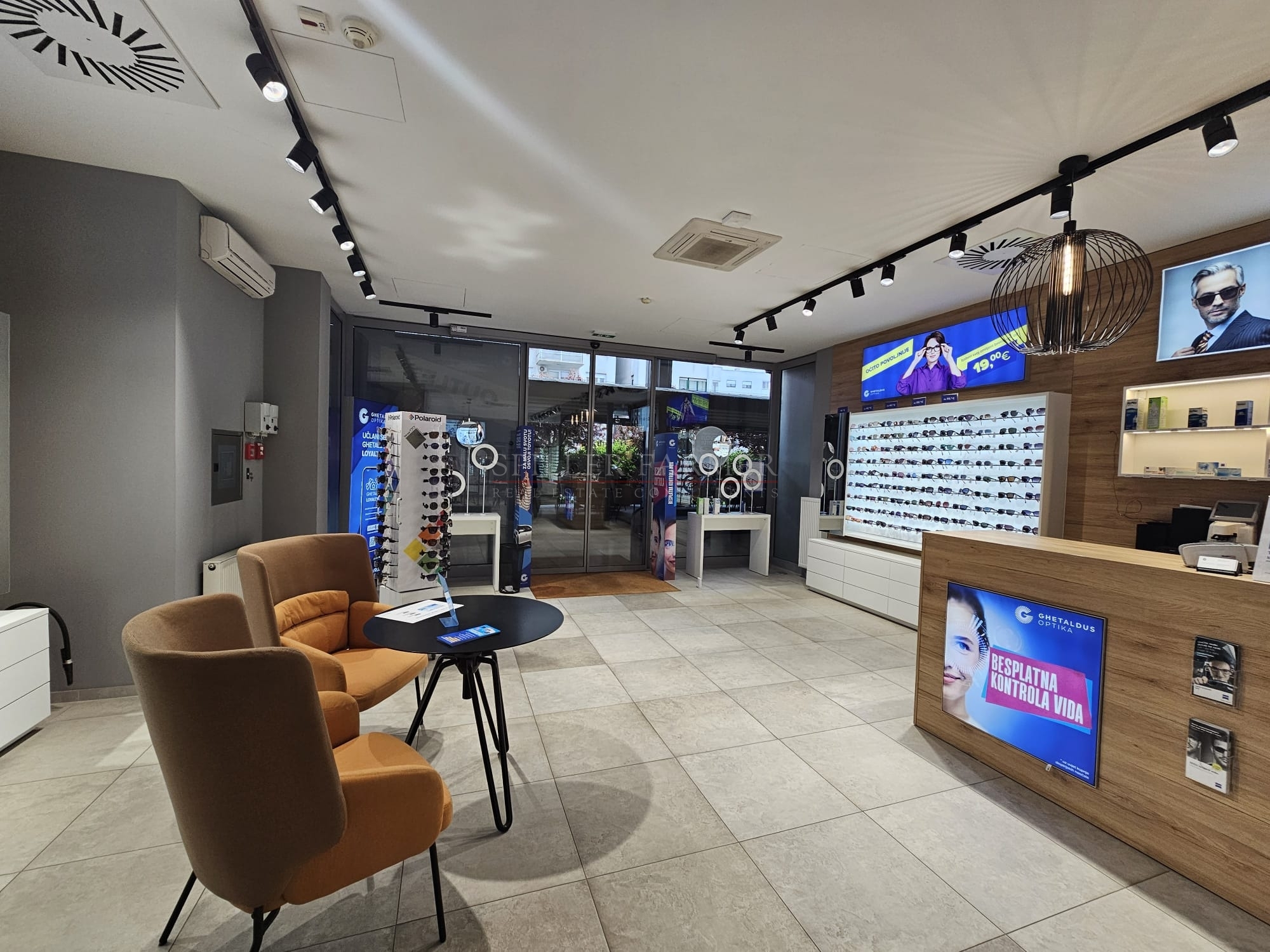 A descriptive alt text