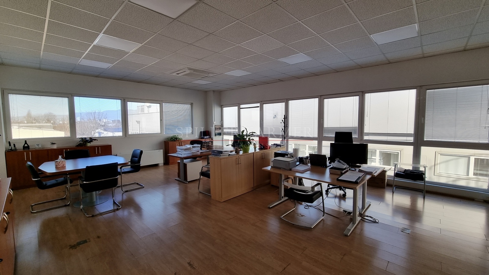 A descriptive alt text