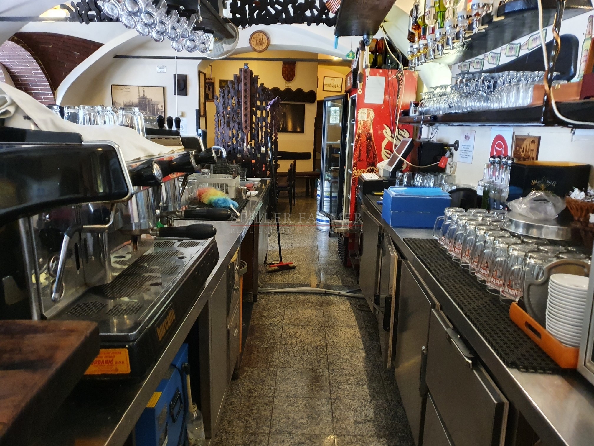 A descriptive alt text