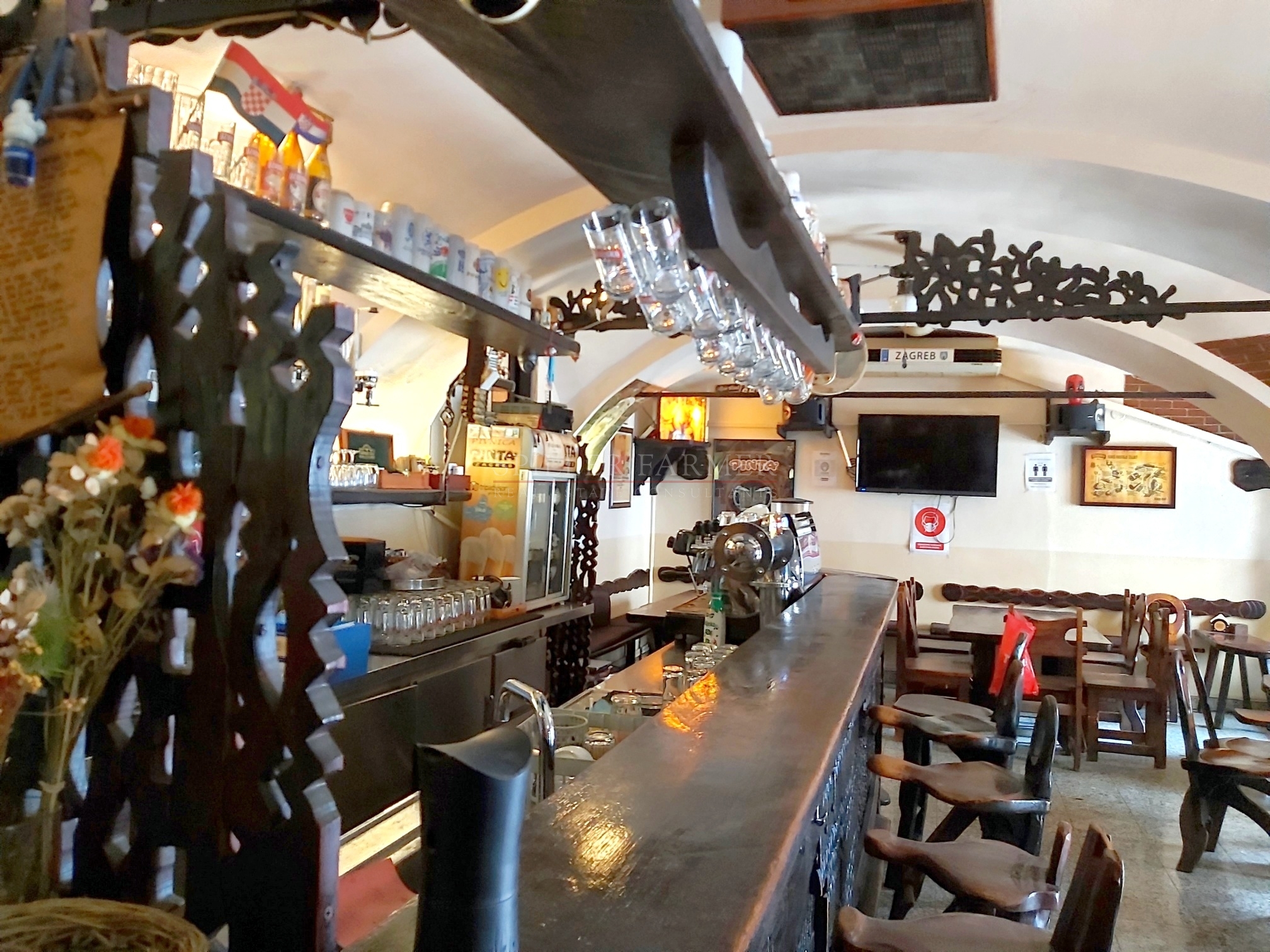 A descriptive alt text