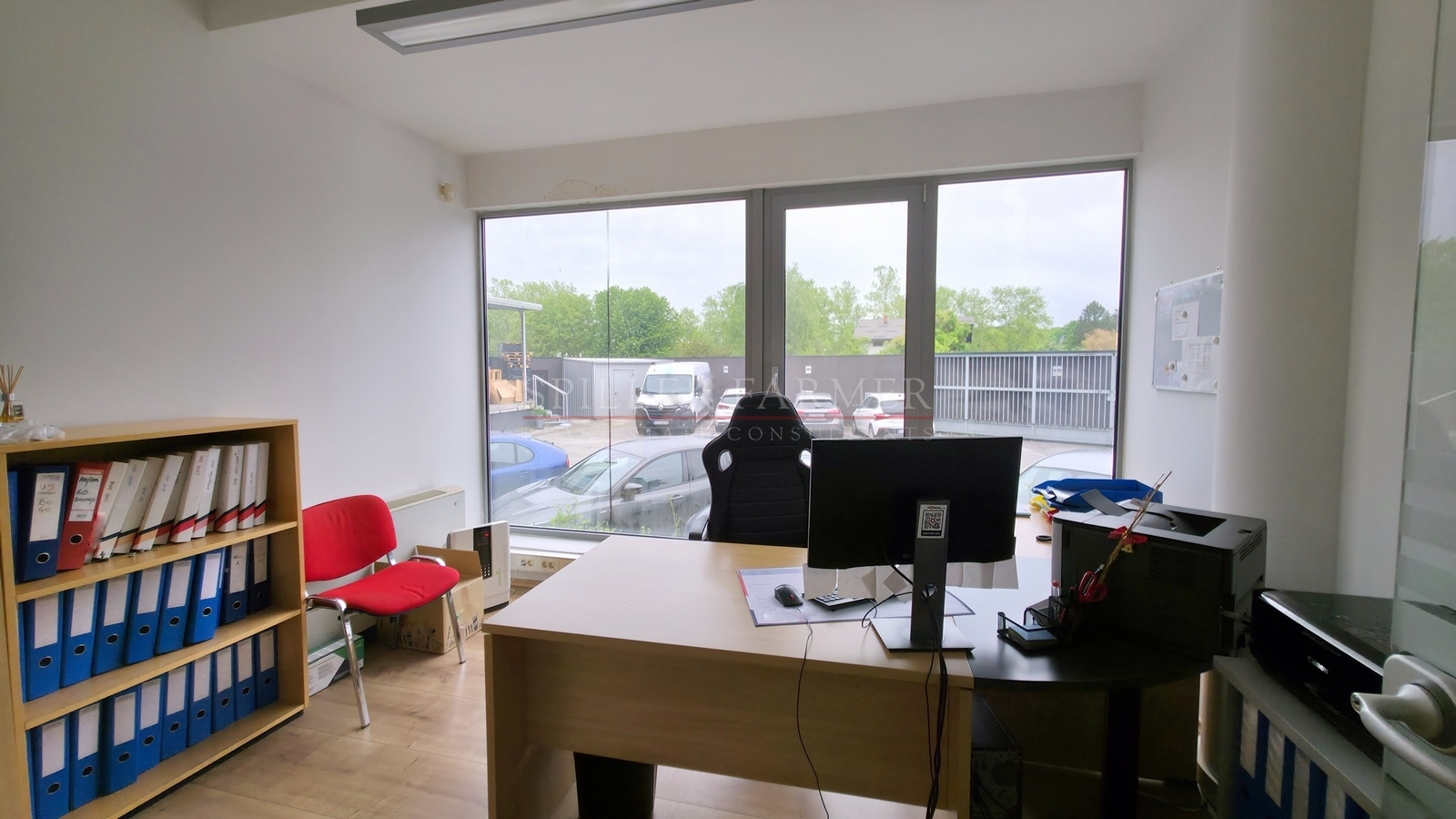 A descriptive alt text