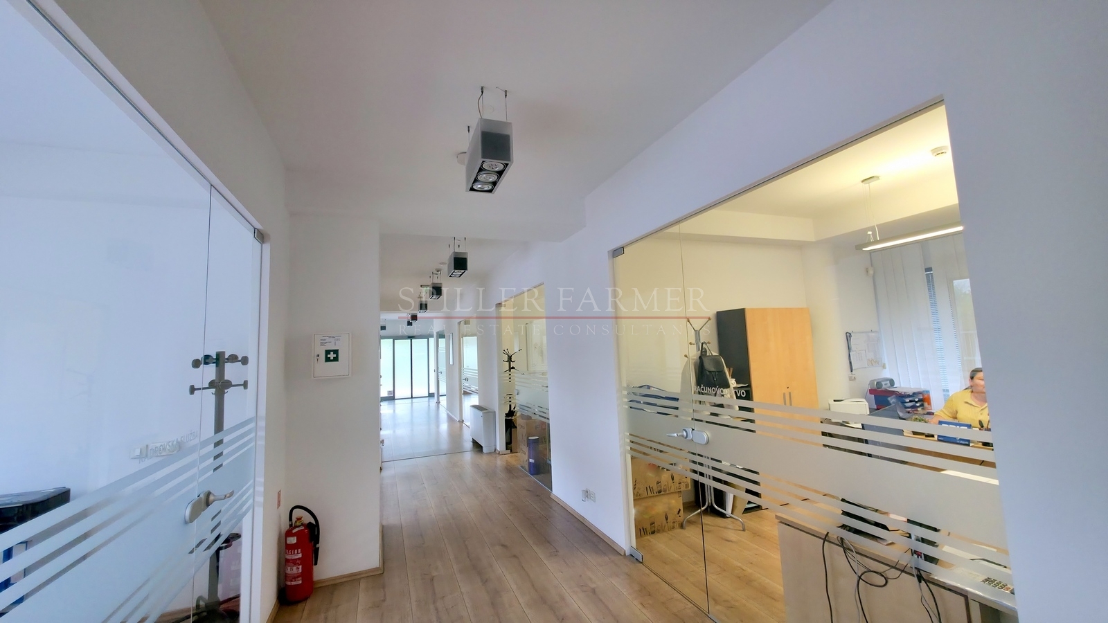 A descriptive alt text