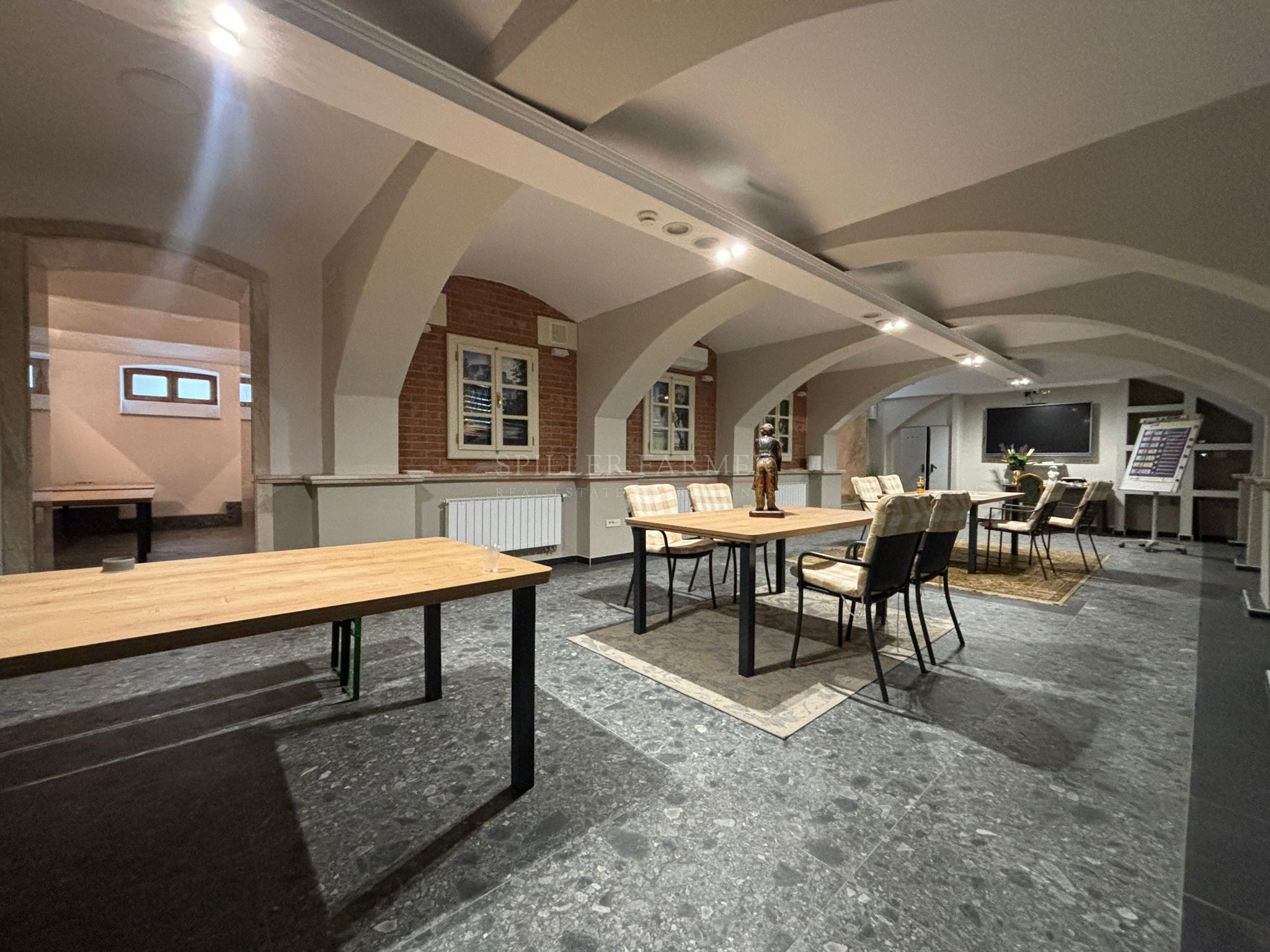 A descriptive alt text