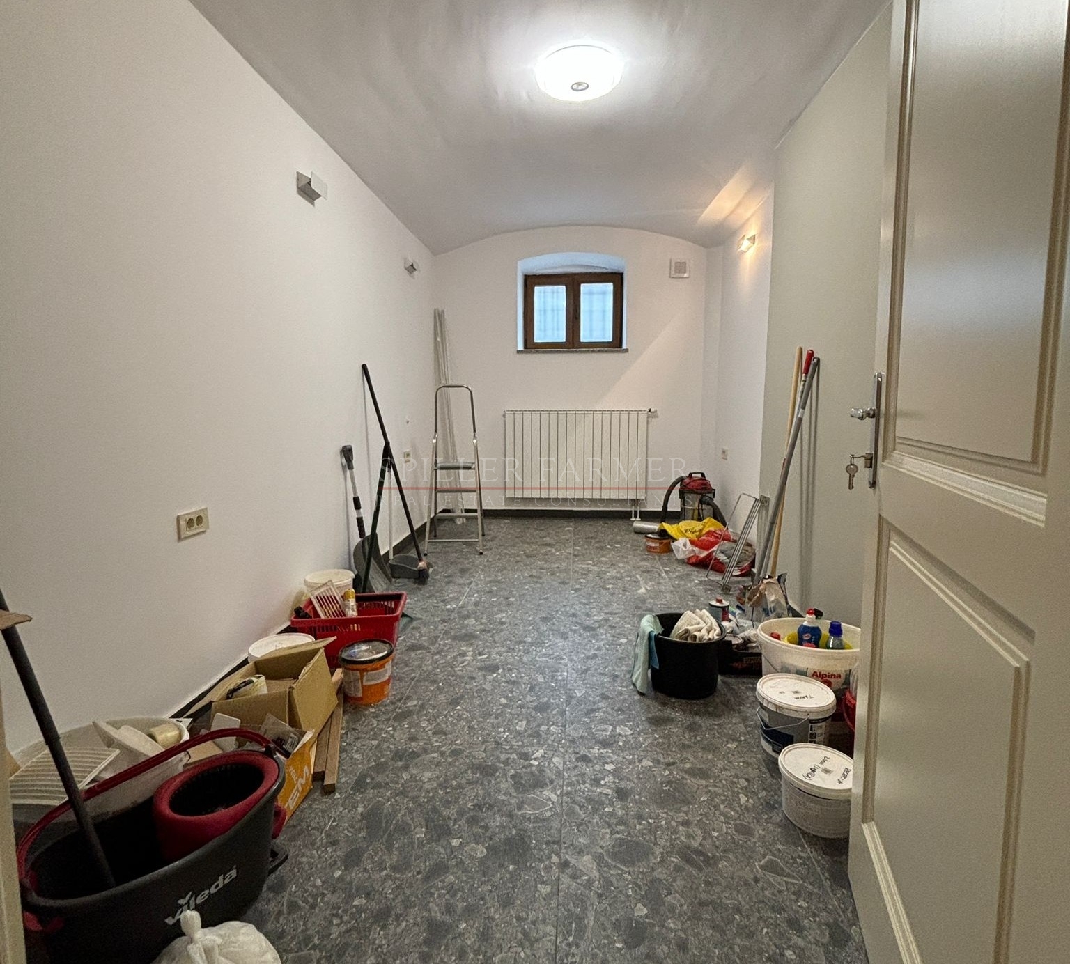 A descriptive alt text