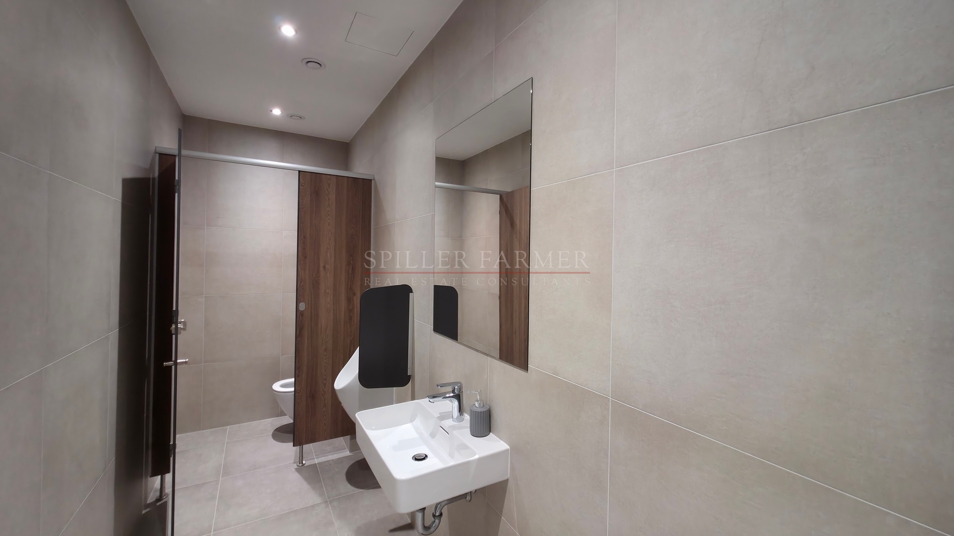 A descriptive alt text