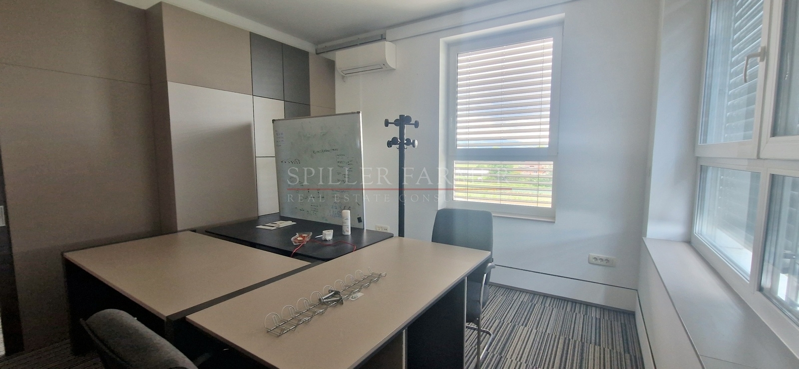 A descriptive alt text