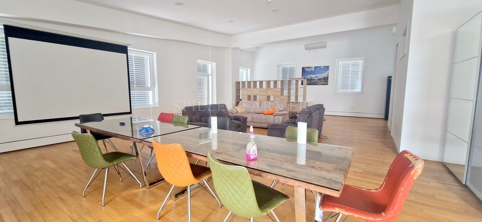 A descriptive alt text