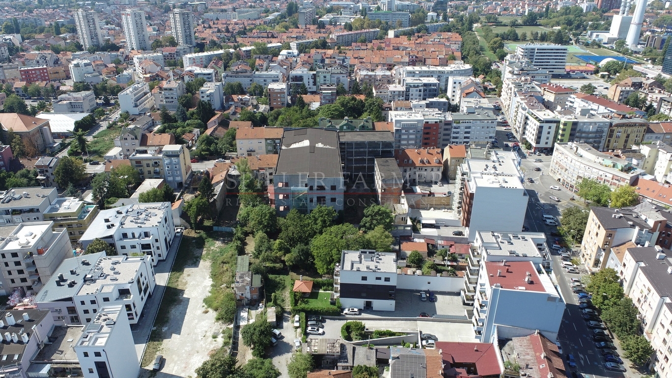 A descriptive alt text