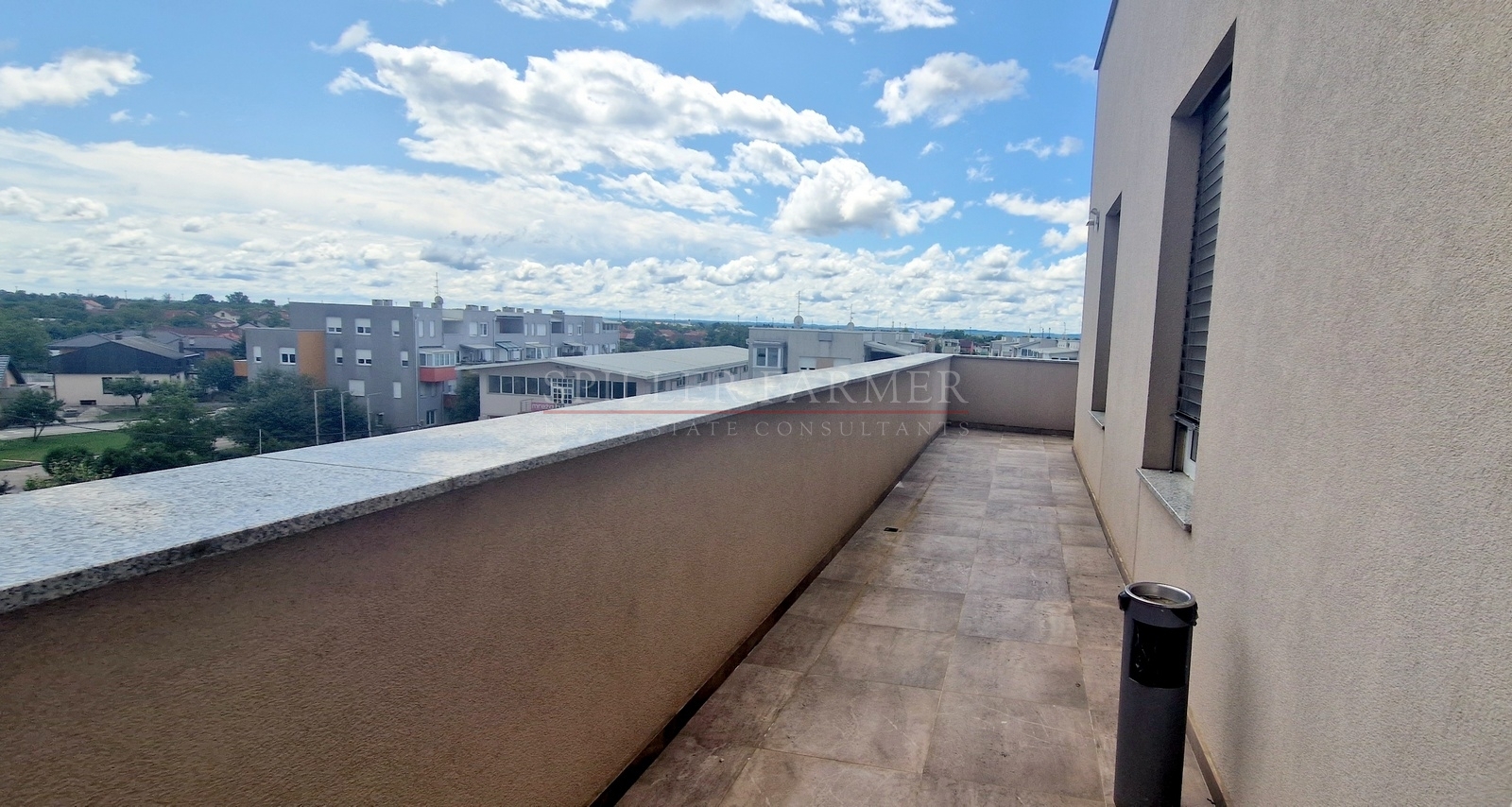 A descriptive alt text