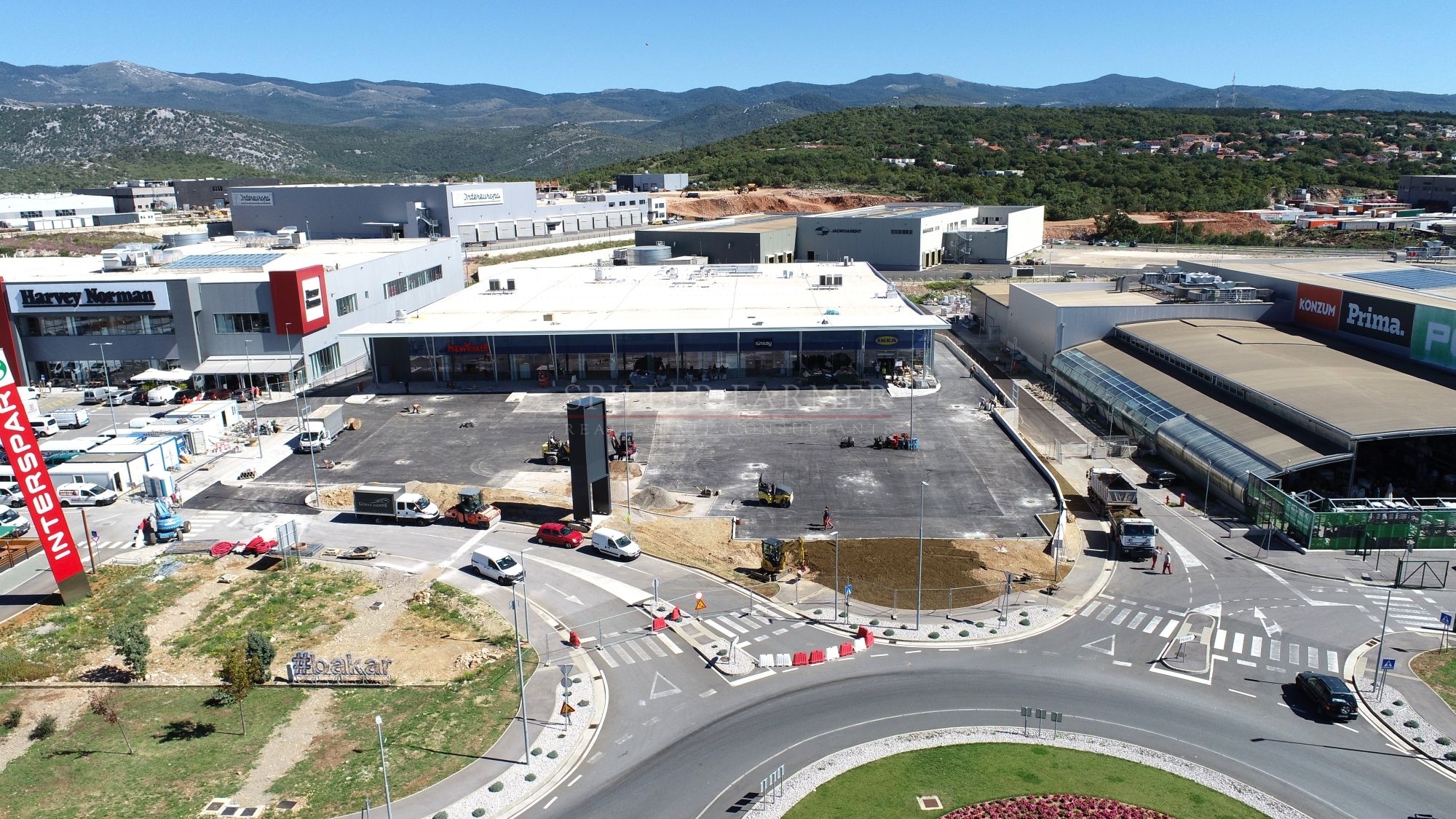 A descriptive alt text